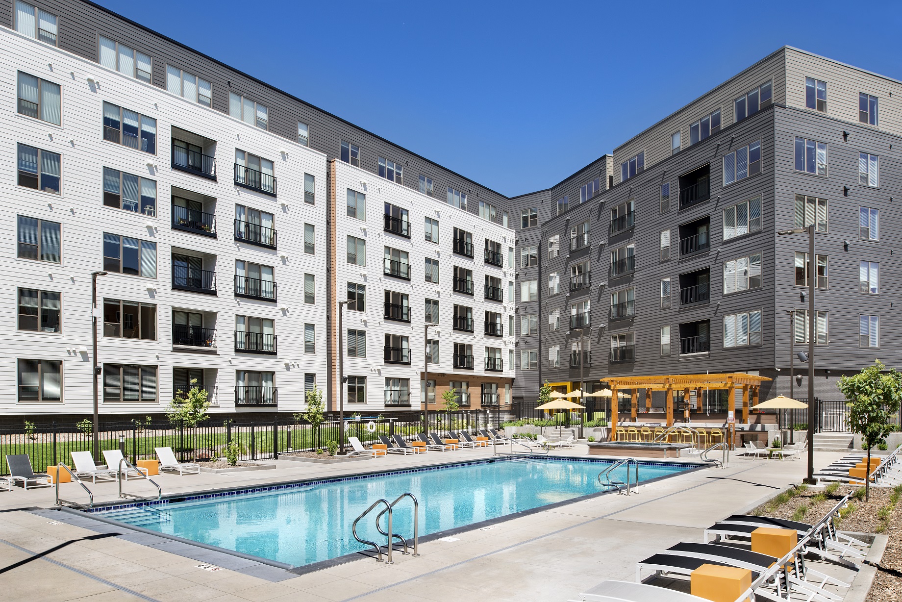 2700 University Luxury Apartments St. Paul MN Studio Apartments